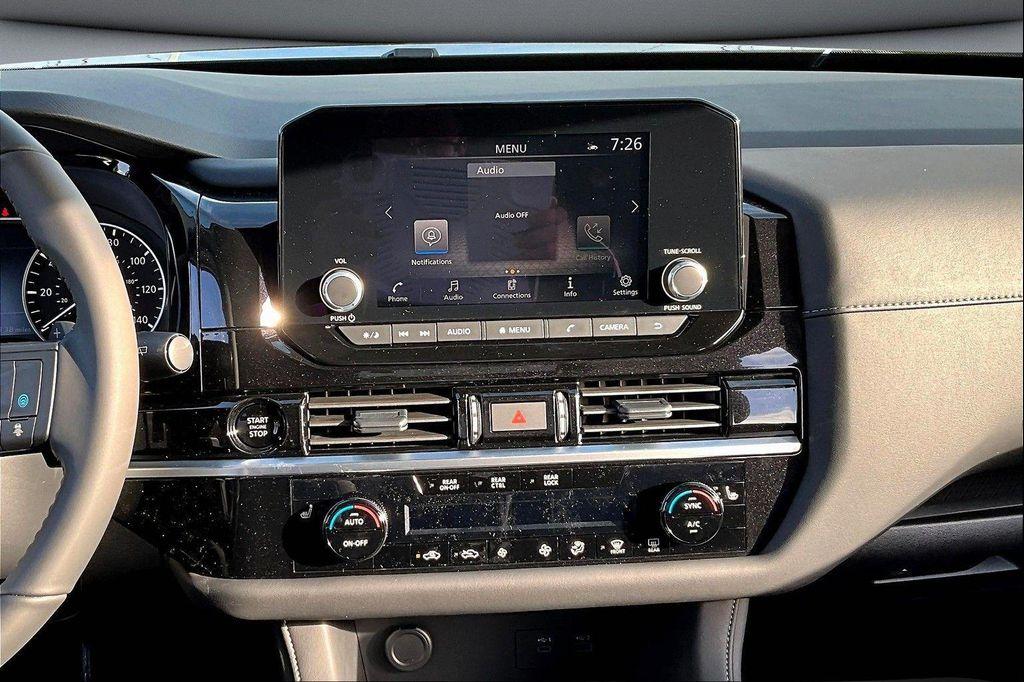 new 2025 Nissan Pathfinder car, priced at $34,917