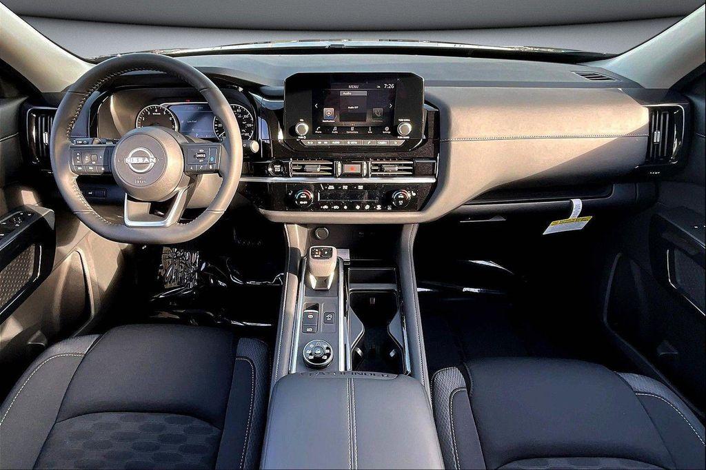 new 2025 Nissan Pathfinder car, priced at $34,917