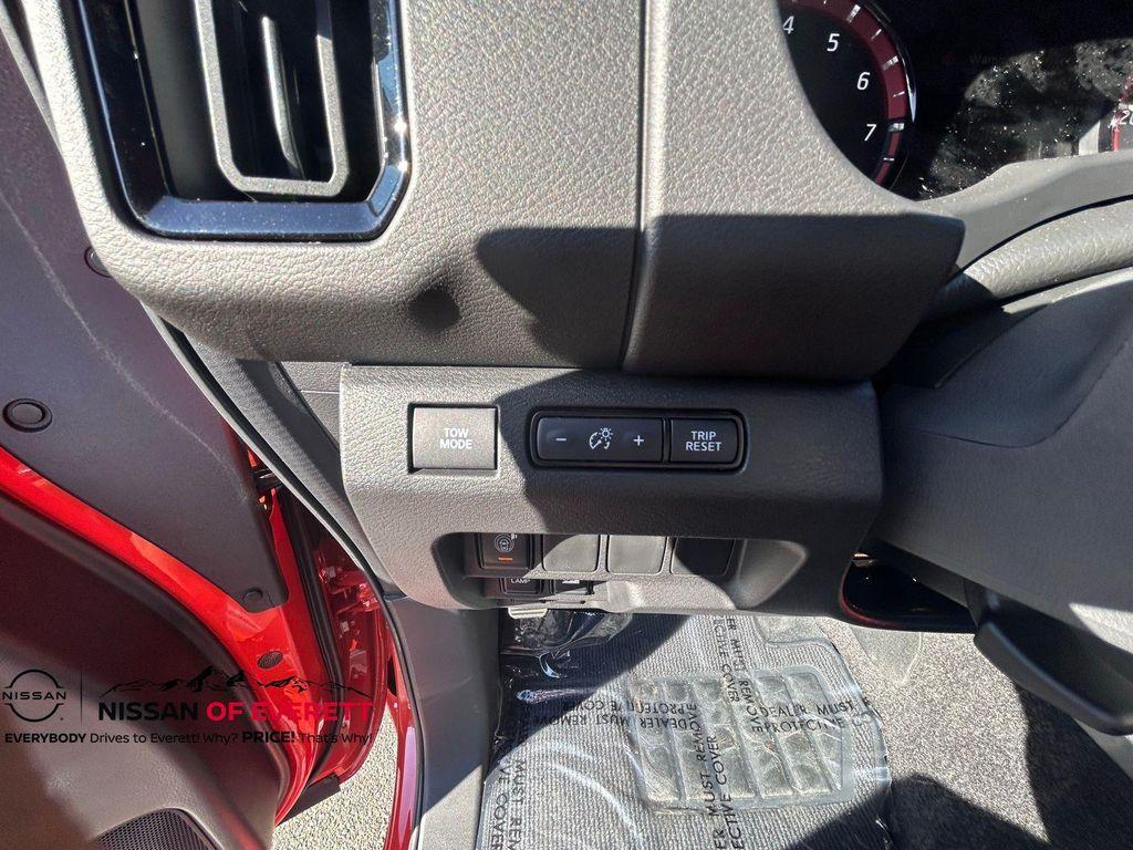 new 2025 Nissan Frontier car, priced at $39,362