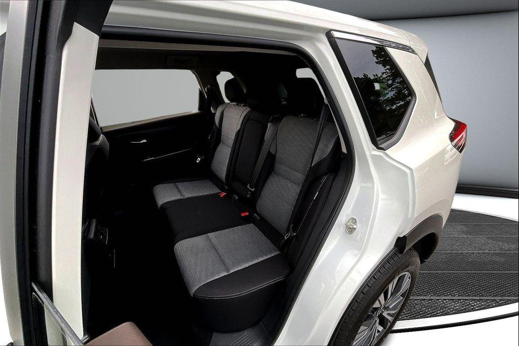 used 2023 Nissan Rogue car, priced at $19,991