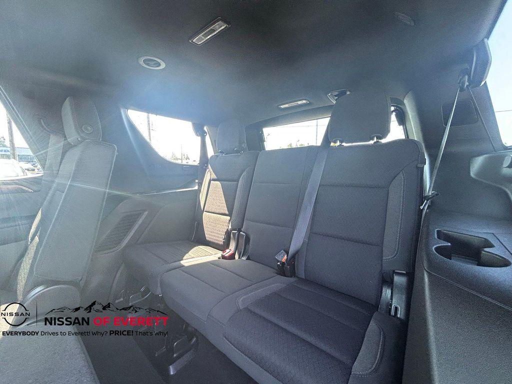 used 2022 GMC Yukon car, priced at $43,891