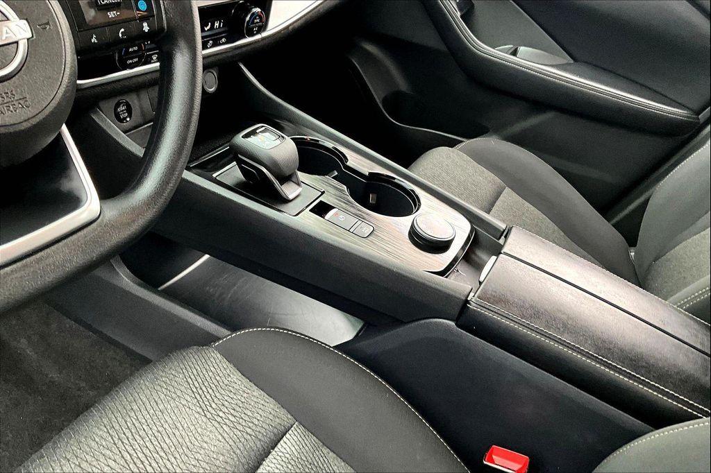 used 2024 Nissan Rogue car, priced at $21,991