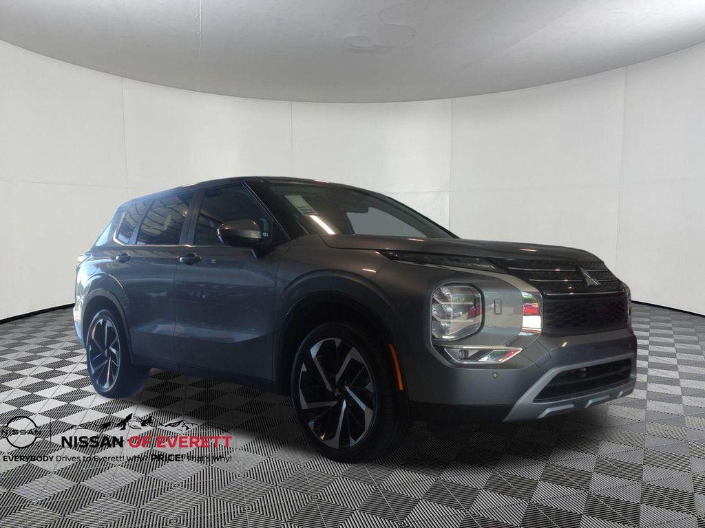used 2024 Mitsubishi Outlander car, priced at $22,991