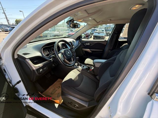 used 2017 Jeep Cherokee car, priced at $10,991