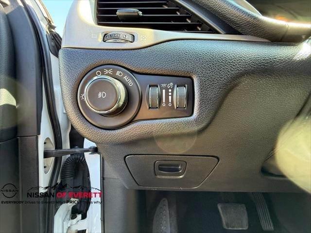 used 2017 Jeep Cherokee car, priced at $10,991