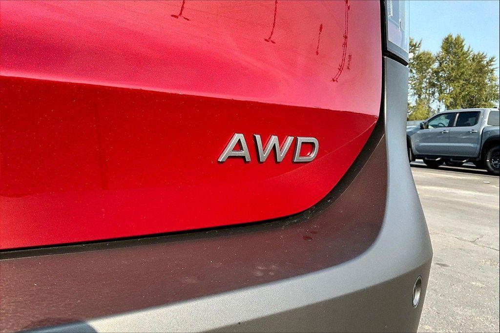 new 2025 Nissan Kicks car, priced at $26,928