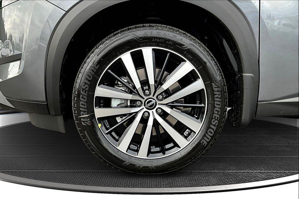 new 2025 Nissan Pathfinder car, priced at $43,941