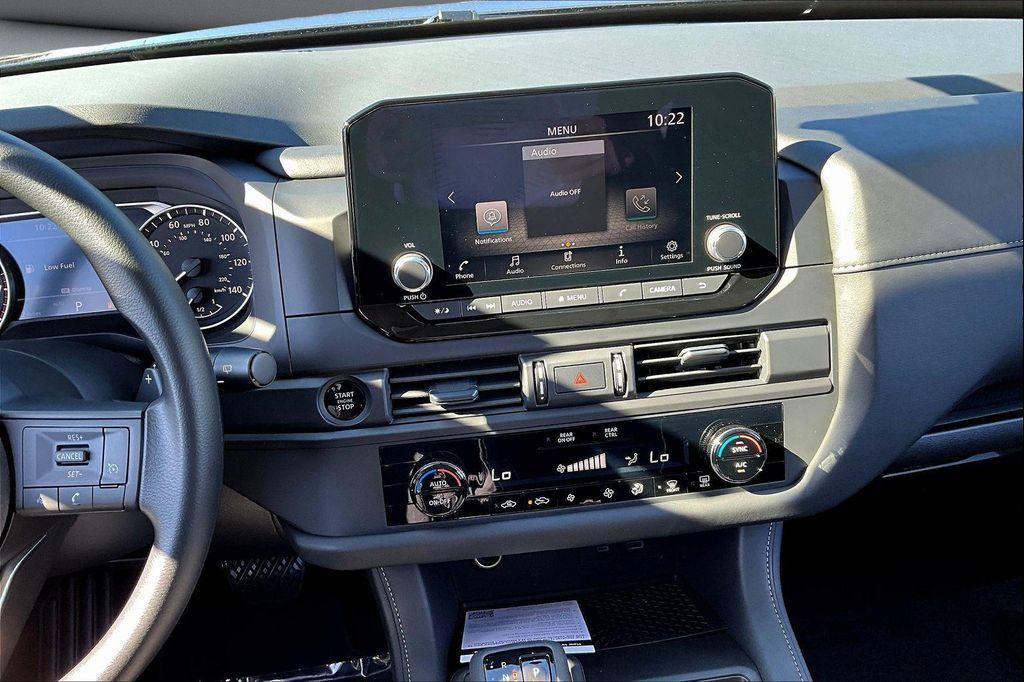 new 2025 Nissan Pathfinder car, priced at $31,707