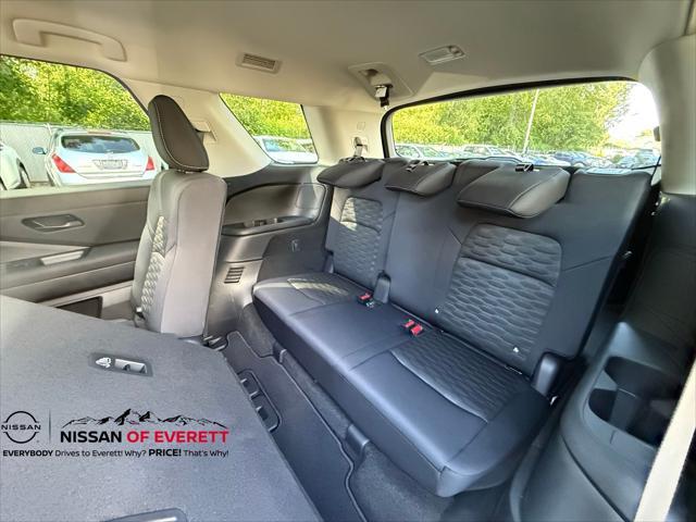 new 2025 Nissan Pathfinder car, priced at $38,104