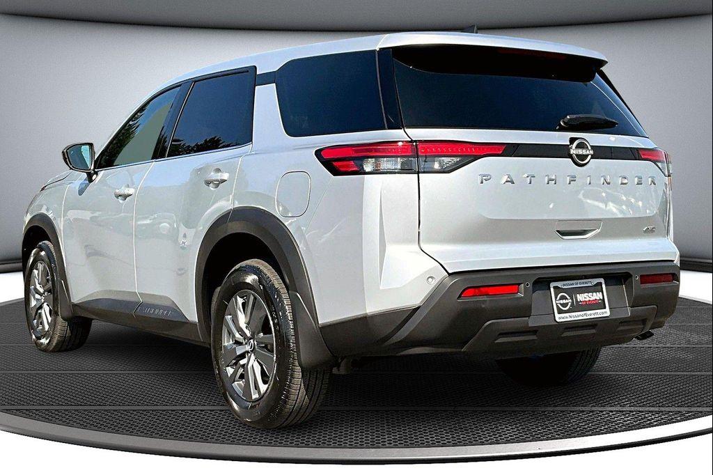 new 2025 Nissan Pathfinder car, priced at $36,976