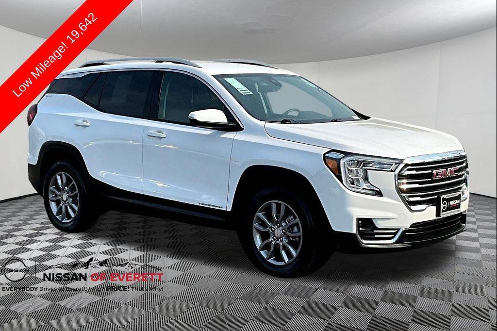 used 2024 GMC Terrain car, priced at $25,991