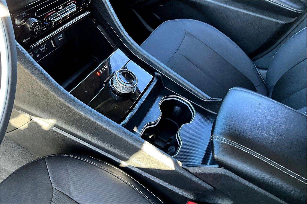 used 2023 Jeep Grand Cherokee car, priced at $24,891
