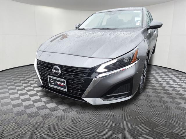 used 2023 Nissan Altima car, priced at $23,881