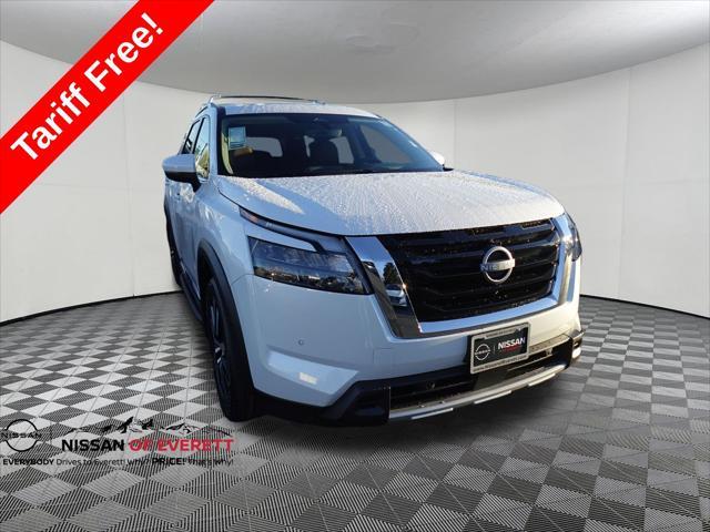 new 2025 Nissan Pathfinder car, priced at $50,556