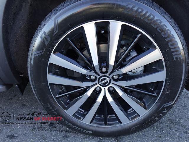 new 2025 Nissan Pathfinder car, priced at $49,965