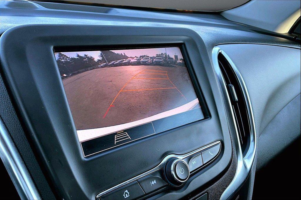 used 2024 Chevrolet Equinox car, priced at $21,991