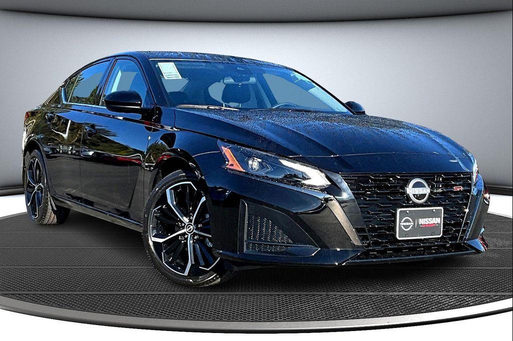 new 2025 Nissan Altima car, priced at $30,672