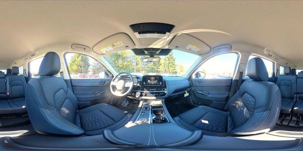 new 2025 Nissan Pathfinder car, priced at $35,752