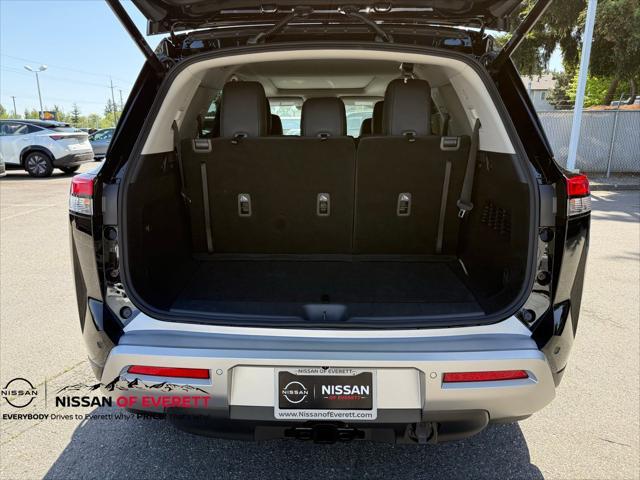 new 2025 Nissan Pathfinder car, priced at $46,362