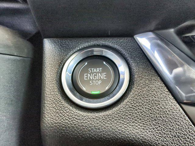 new 2025 Buick Envista car, priced at $27,875