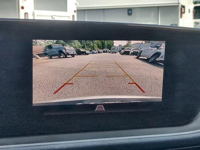 new 2025 Buick Envista car, priced at $27,875