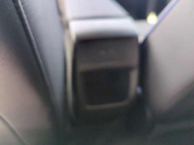 new 2025 Buick Envista car, priced at $28,180
