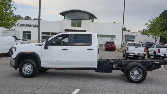 new 2025 GMC Sierra 3500 car, priced at $64,270