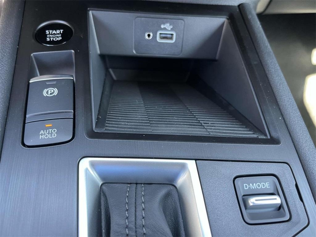 new 2025 Nissan Kicks car, priced at $24,489