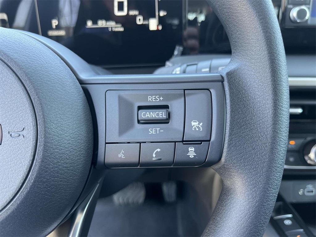 new 2025 Nissan Kicks car, priced at $24,489