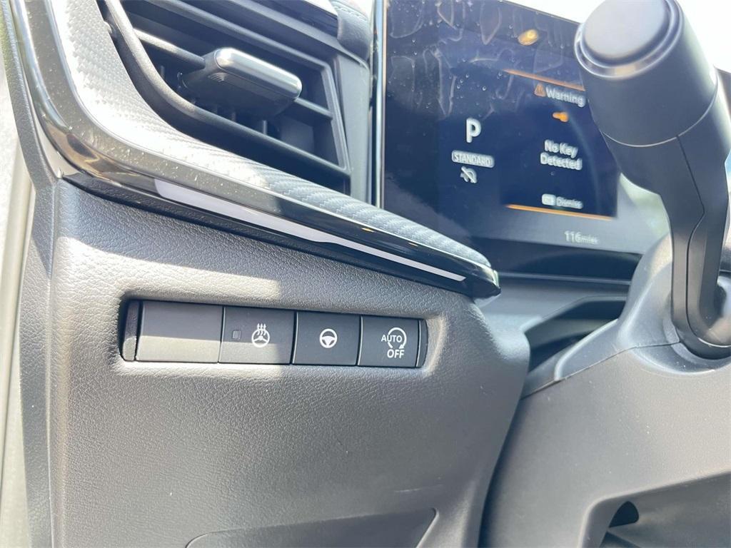 new 2025 Nissan Kicks car, priced at $29,747