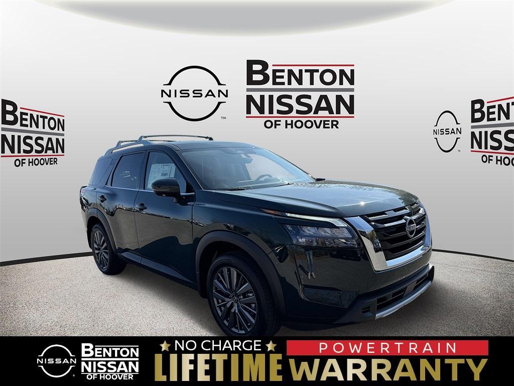 new 2025 Nissan Pathfinder car, priced at $44,568