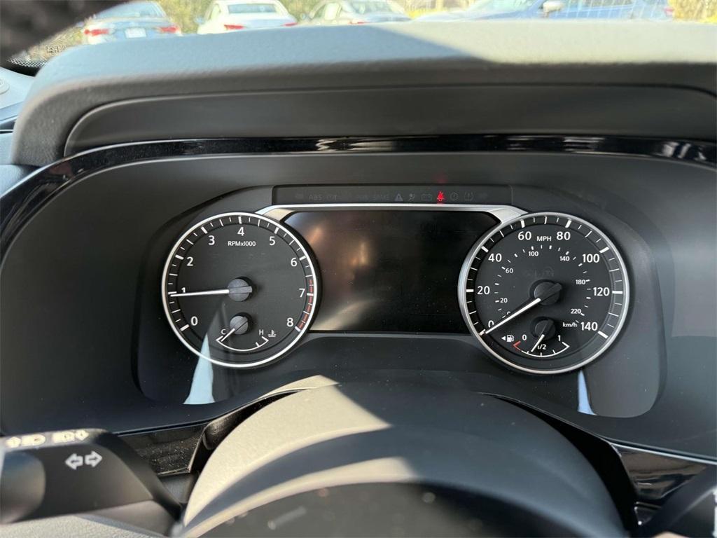new 2025 Nissan Pathfinder car, priced at $44,568