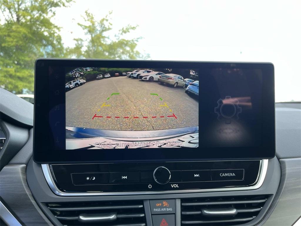 new 2025 Nissan Altima car