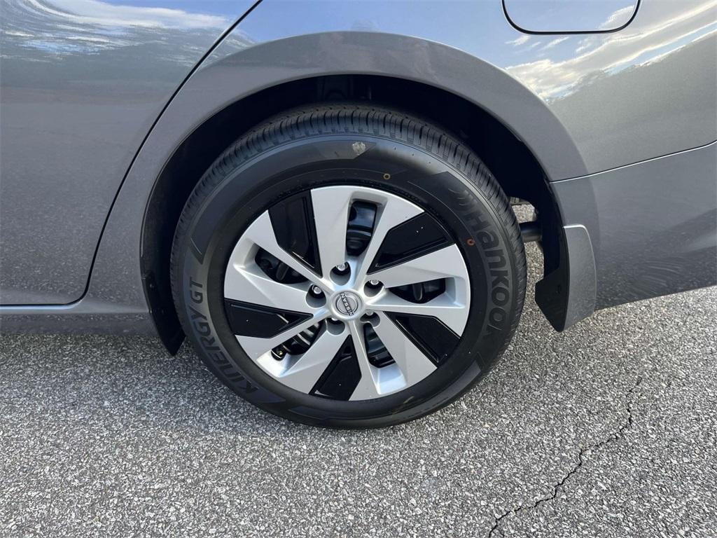 new 2025 Nissan Altima car, priced at $27,079