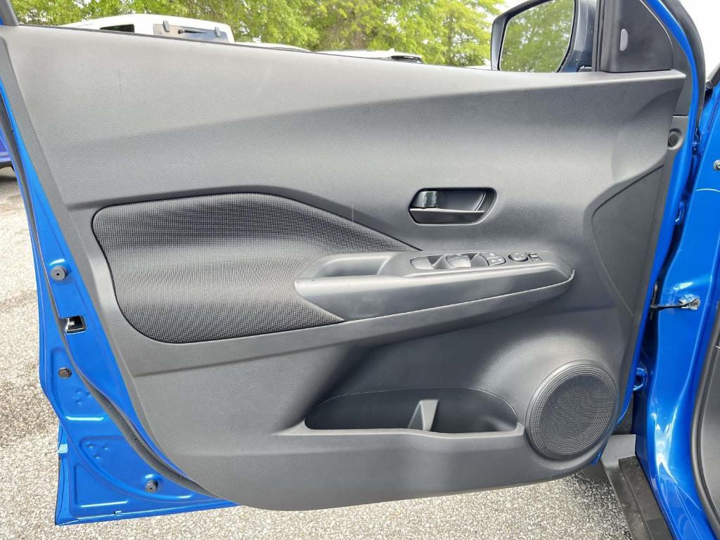 new 2025 Nissan Kicks Play car, priced at $22,040