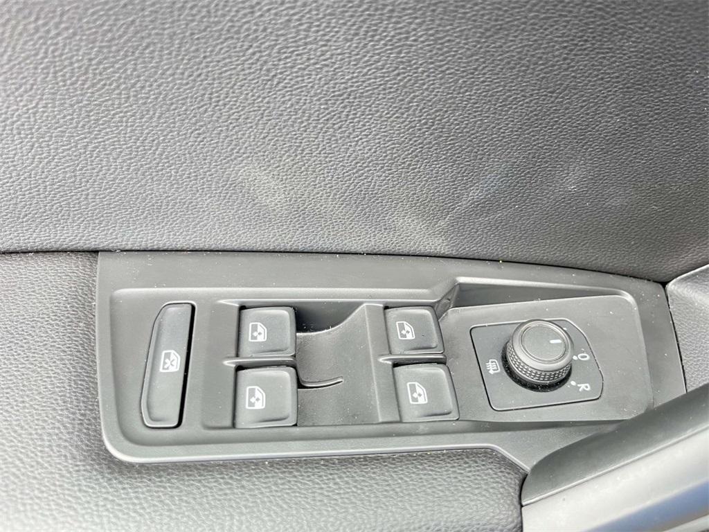used 2022 Volkswagen Tiguan car, priced at $21,885