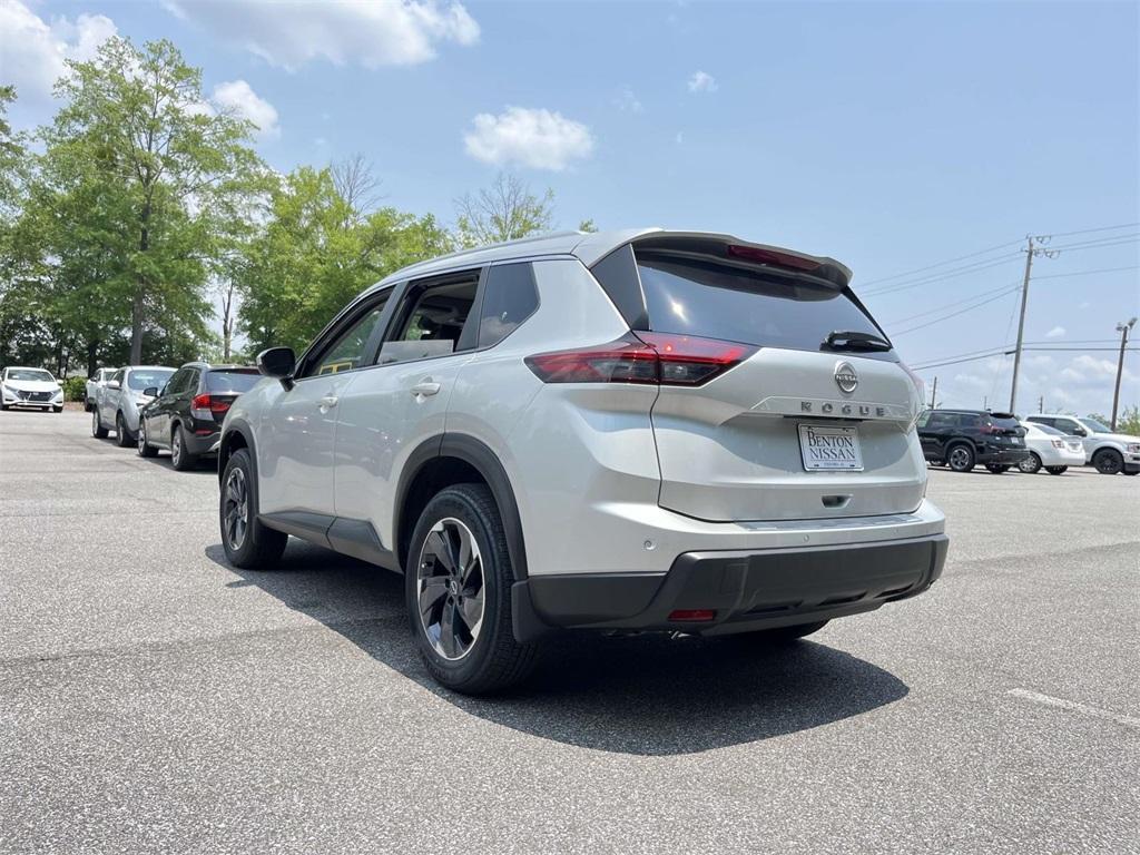 new 2025 Nissan Rogue car, priced at $32,318