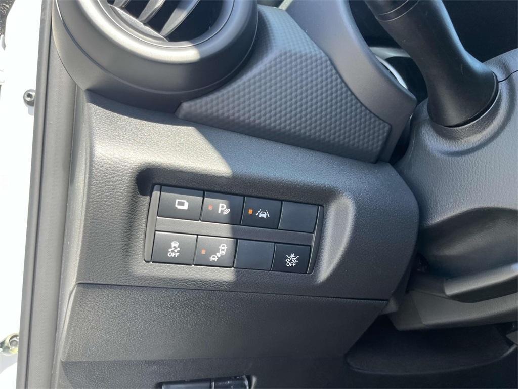 new 2025 Nissan Kicks Play car, priced at $23,071