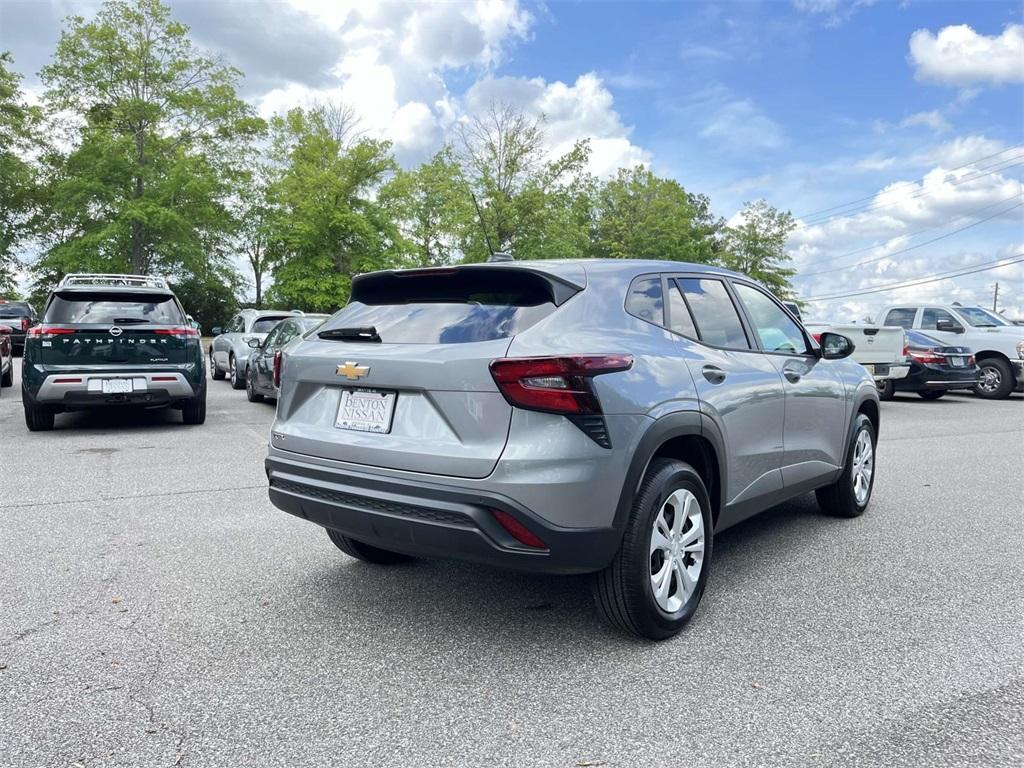 used 2025 Chevrolet Trax car, priced at $22,585