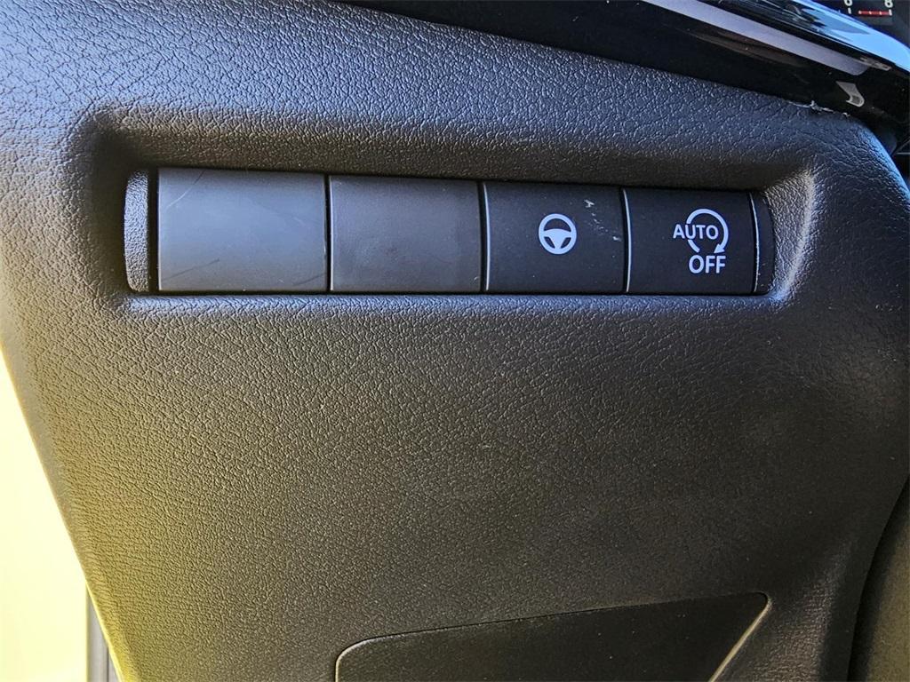 new 2025 Nissan Kicks car, priced at $28,445