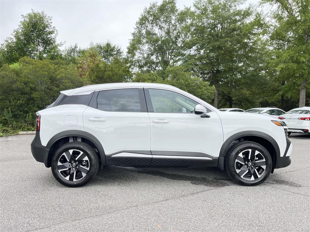 new 2025 Nissan Kicks car, priced at $26,662