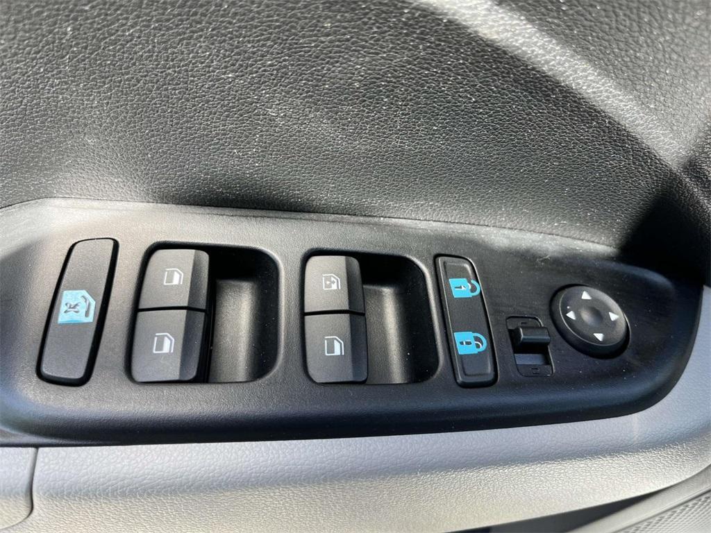 used 2022 Hyundai Venue car, priced at $19,385