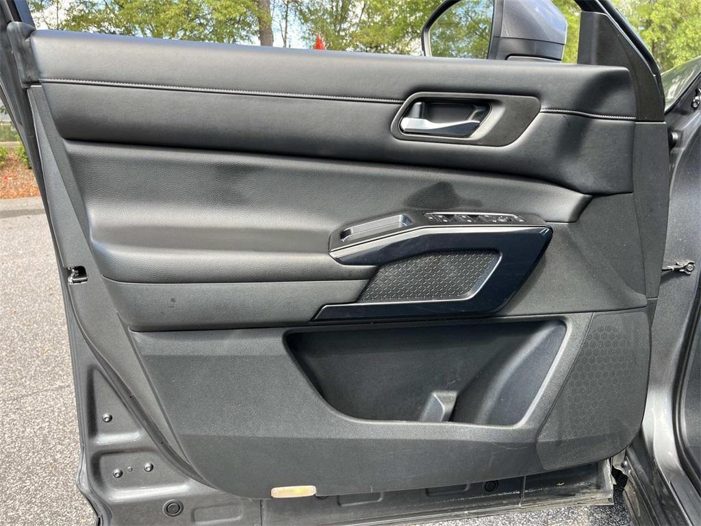used 2022 Nissan Pathfinder car, priced at $18,895