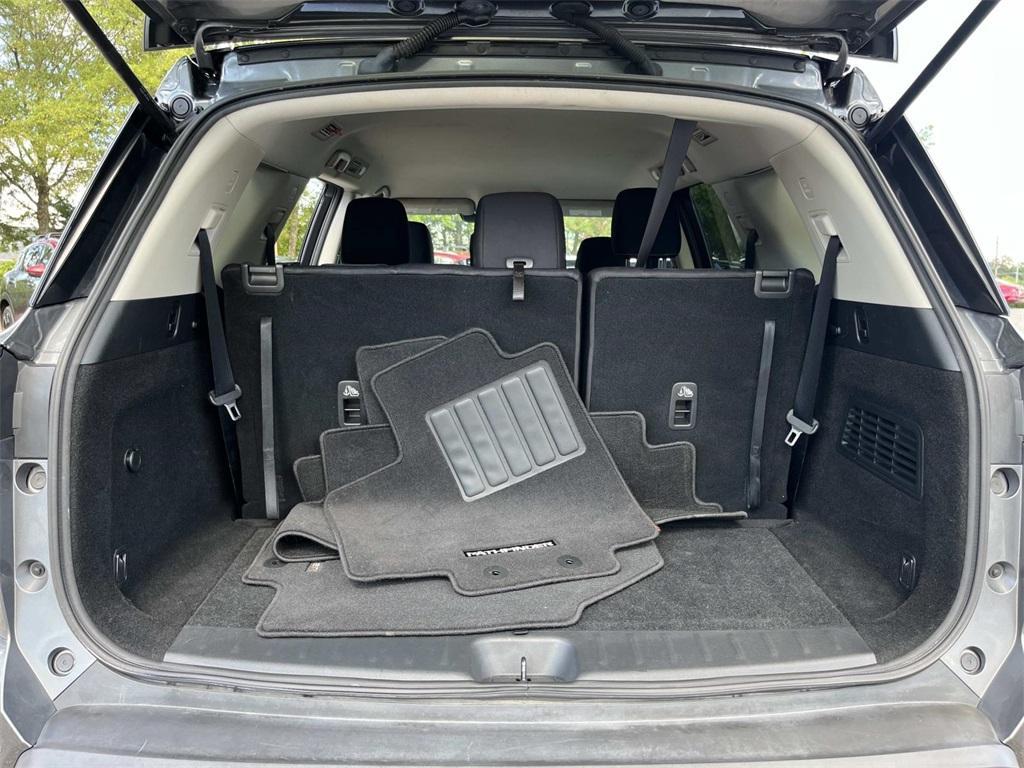 used 2022 Nissan Pathfinder car, priced at $18,895