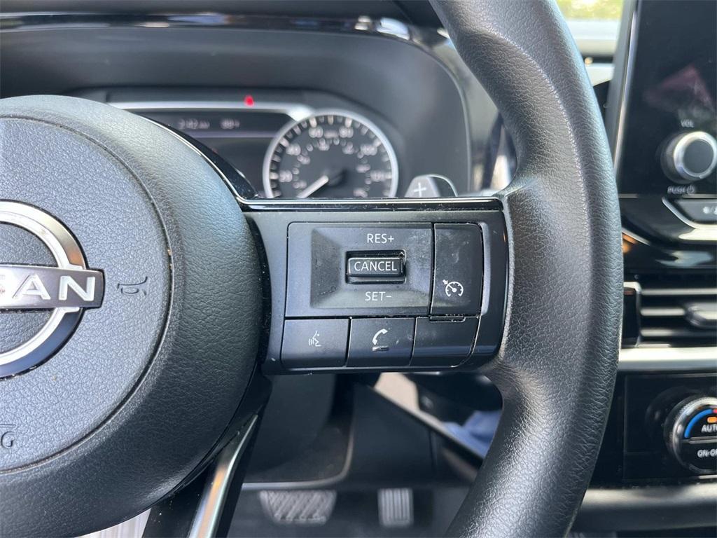 used 2022 Nissan Pathfinder car, priced at $18,895