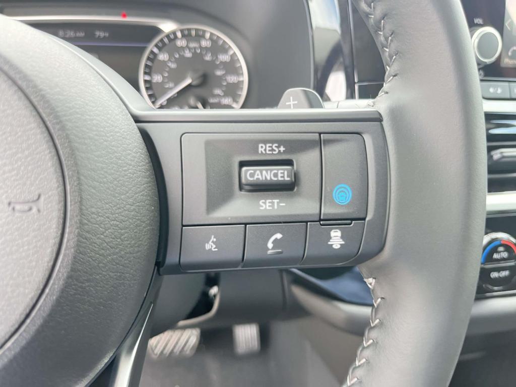 new 2025 Nissan Pathfinder car, priced at $33,176