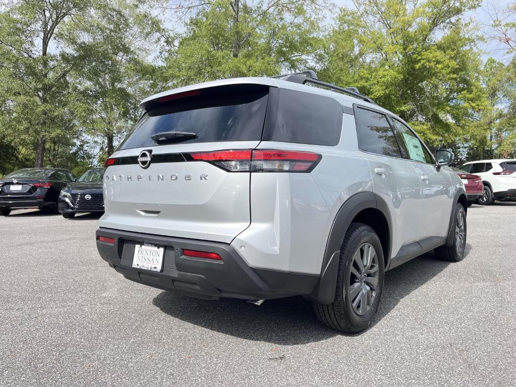 new 2025 Nissan Pathfinder car, priced at $33,176
