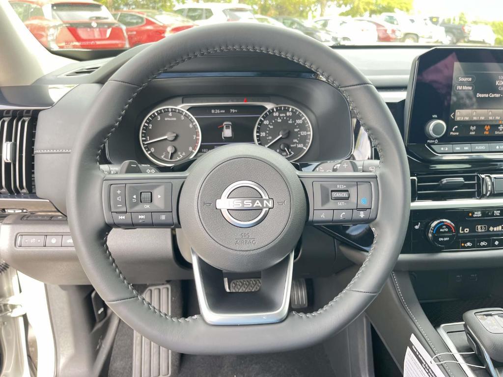 new 2025 Nissan Pathfinder car, priced at $33,176