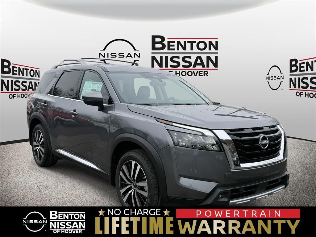 new 2025 Nissan Pathfinder car, priced at $49,058