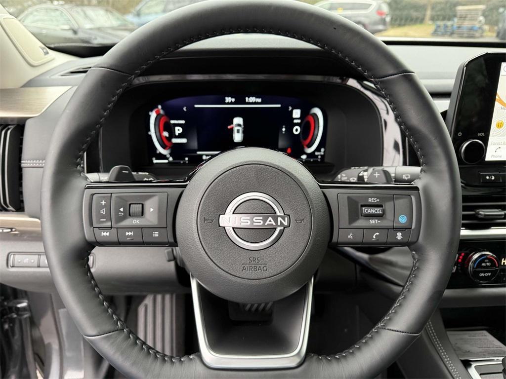 new 2025 Nissan Pathfinder car, priced at $49,058